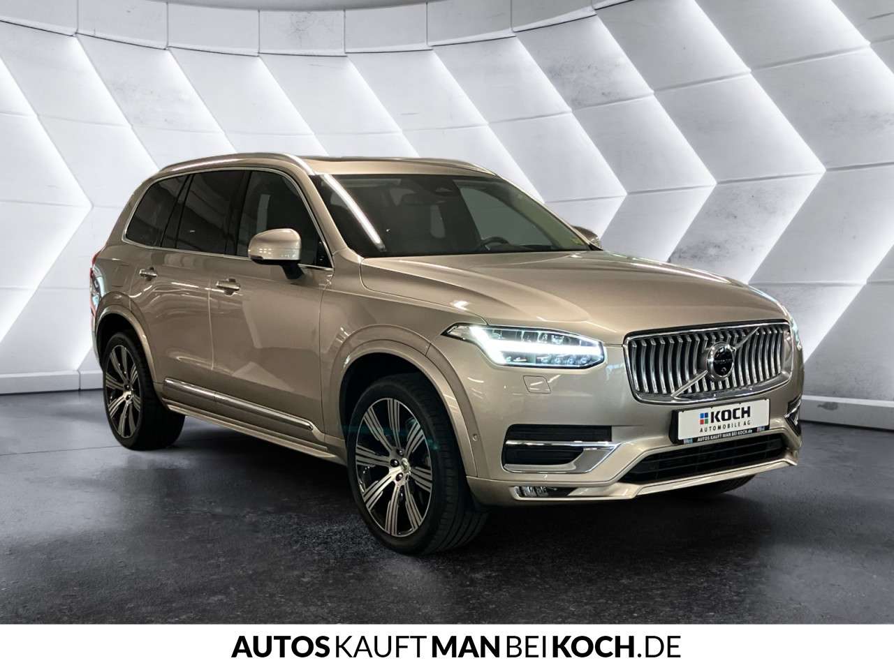 Fahrzeugbild eines Volvo XC90