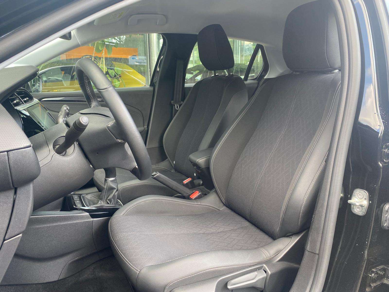 Fahrzeugbild eines Opel Corsa