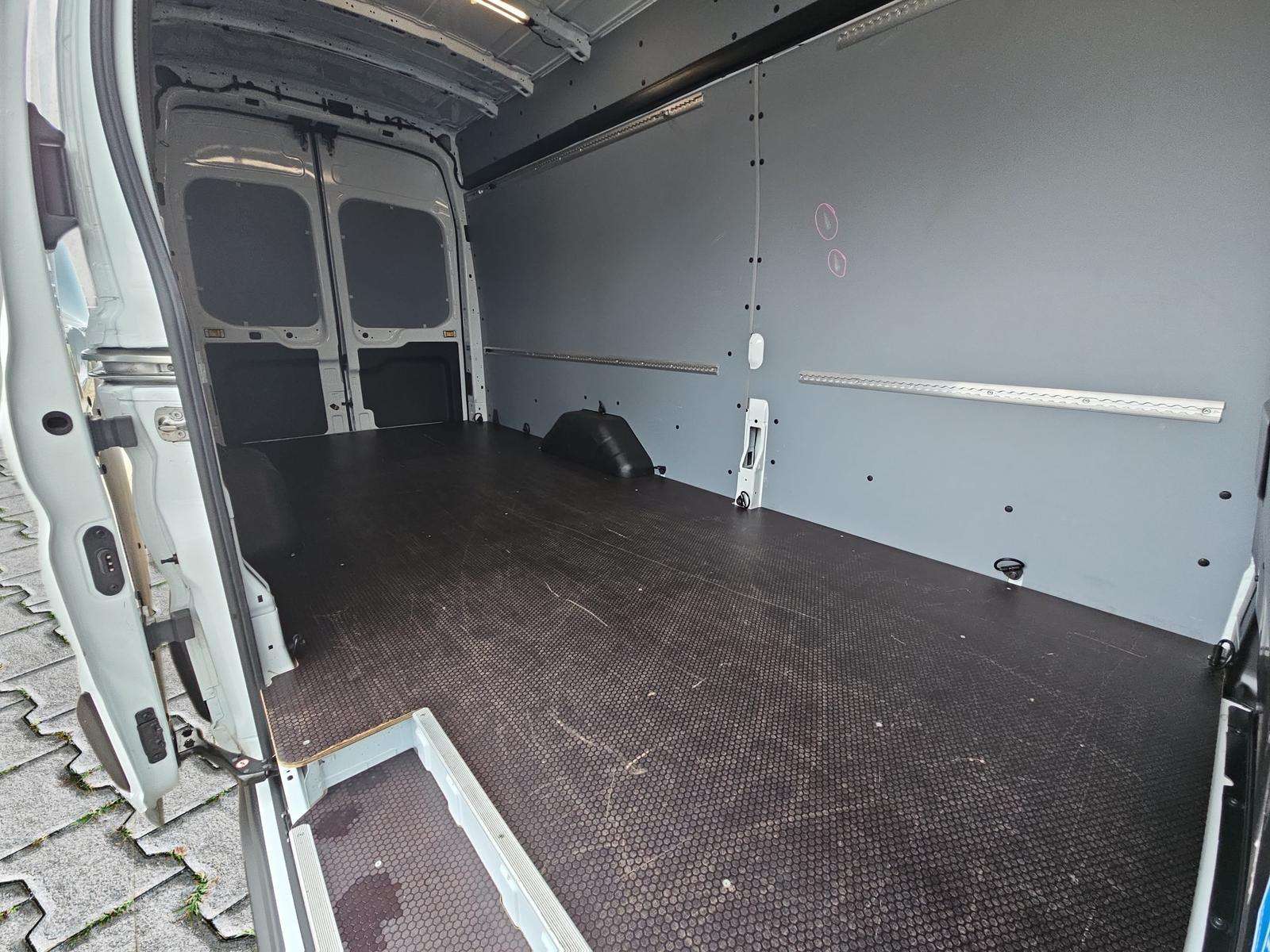 Fahrzeugbild eines Ford Transit