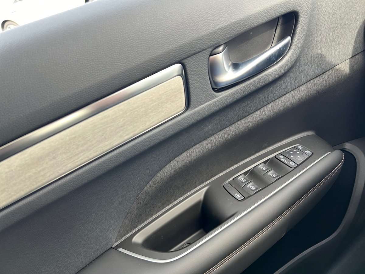 Fahrzeugbild eines Renault Koleos