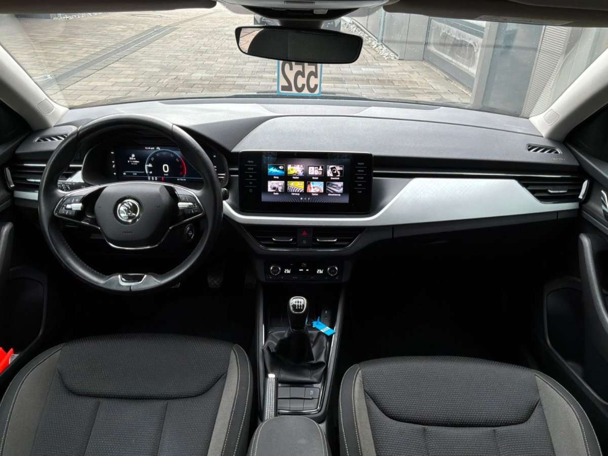 Fahrzeugbild eines Skoda Scala