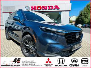 Schräge Frontansicht auf einen Honda CR-V , freigestellt