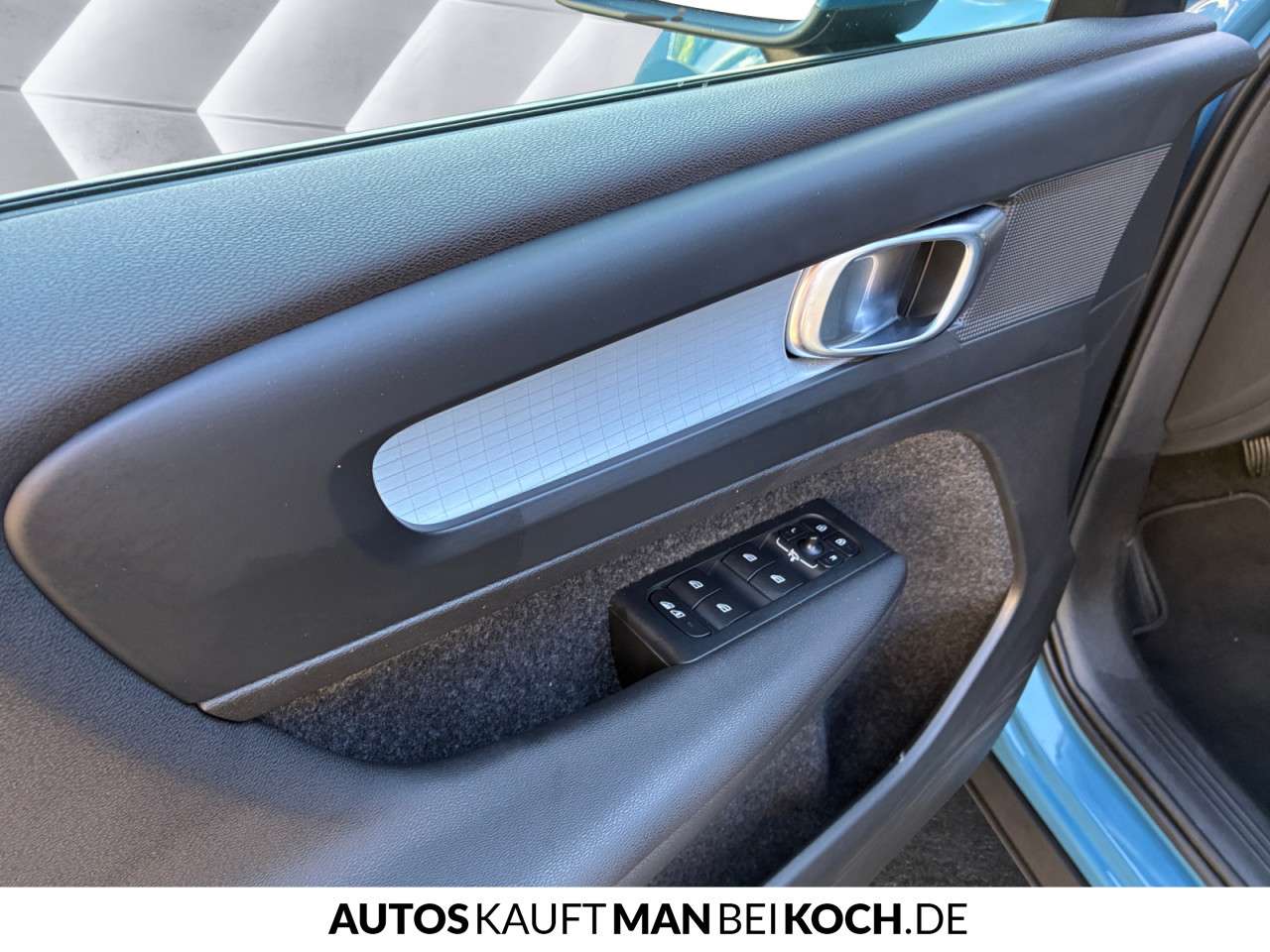 Fahrzeugbild eines Volvo XC40