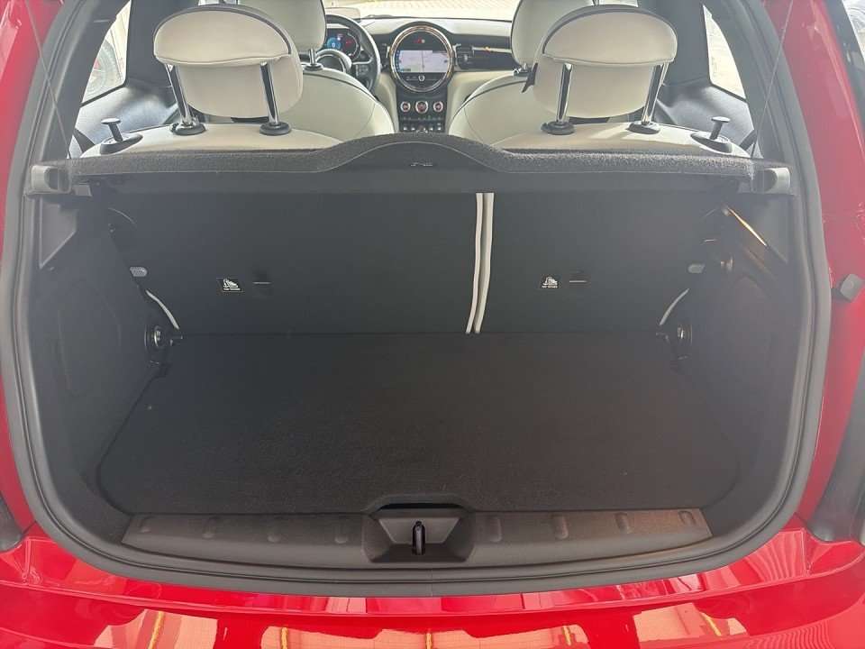 Fahrzeugbild eines MINI COOPER