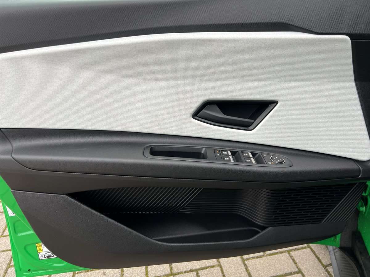 Fahrzeugbild eines Renault 5 E-TECH