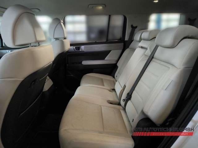 Fahrzeugbild eines Hyundai Santa Fe