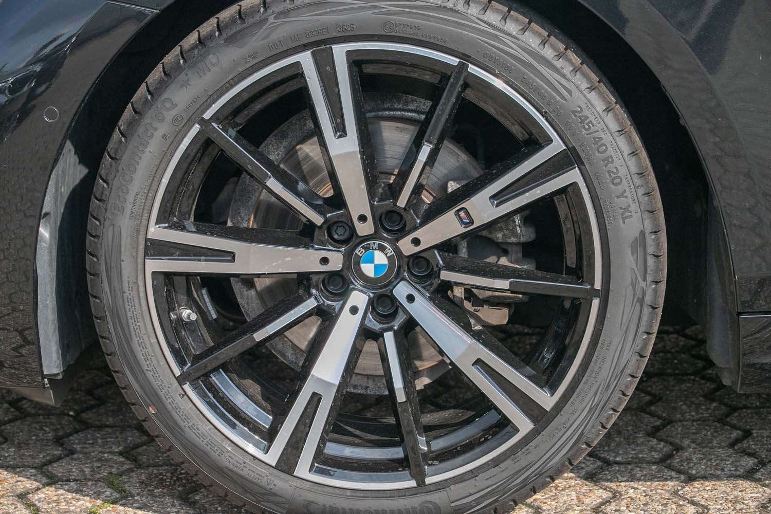 Fahrzeugbild eines BMW 5er-Reihe