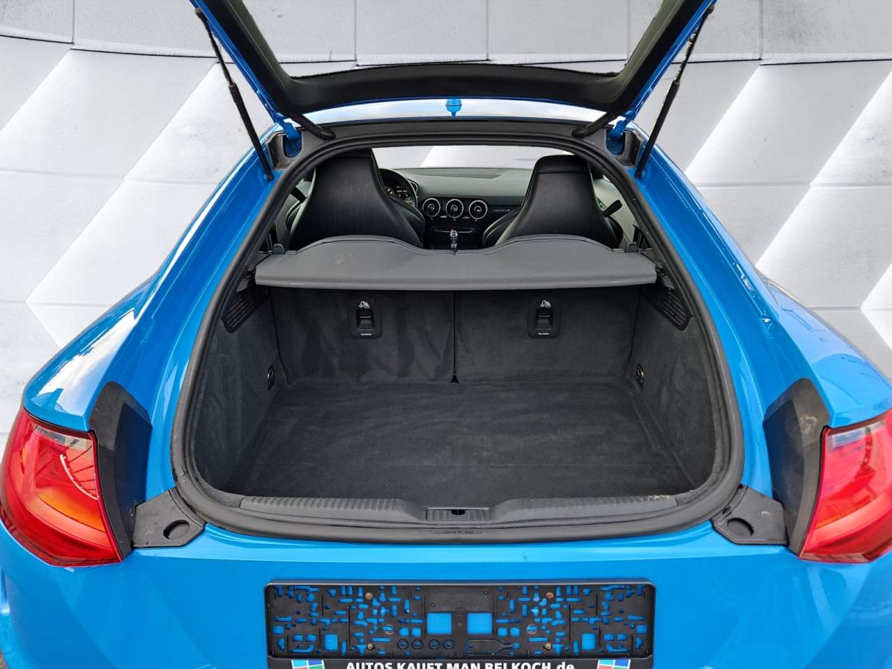 Fahrzeugbild eines Audi TTS