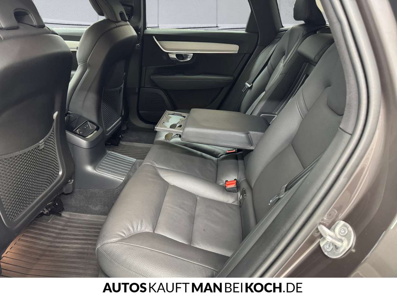 Fahrzeugbild eines Volvo V90