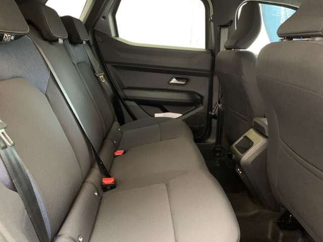 Fahrzeugbild eines Dacia Duster