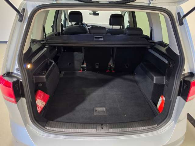 Fahrzeugbild eines Volkswagen Touran