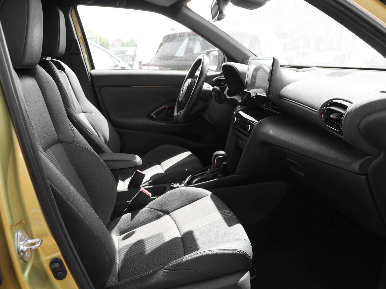 Fahrzeugbild eines Toyota Yaris Cross