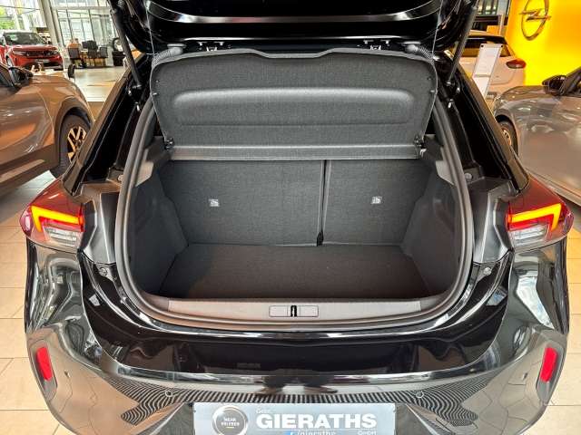 Fahrzeugbild eines Opel Corsa