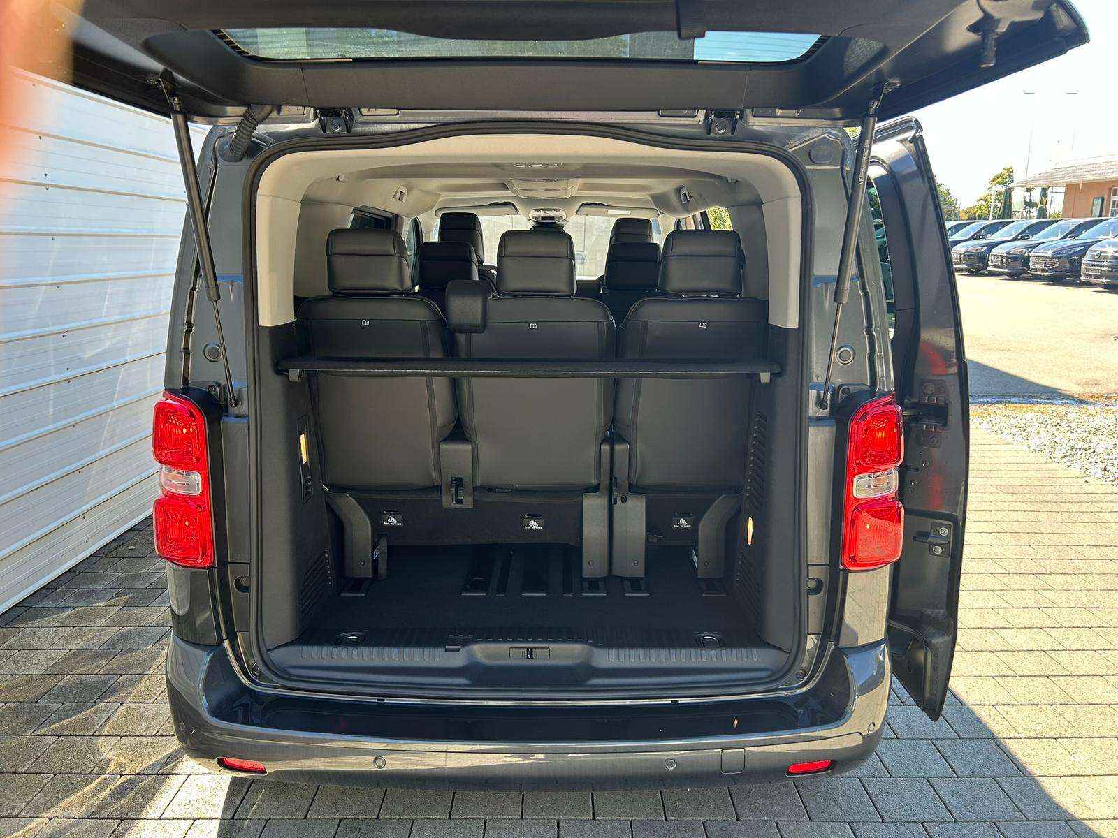Fahrzeugbild eines Opel Zafira