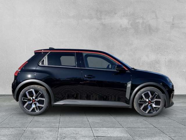 Fahrzeugbild eines Renault 5 E-TECH
