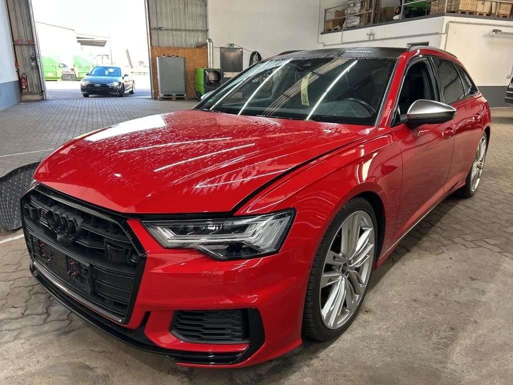 Fahrzeugbild eines Audi S6