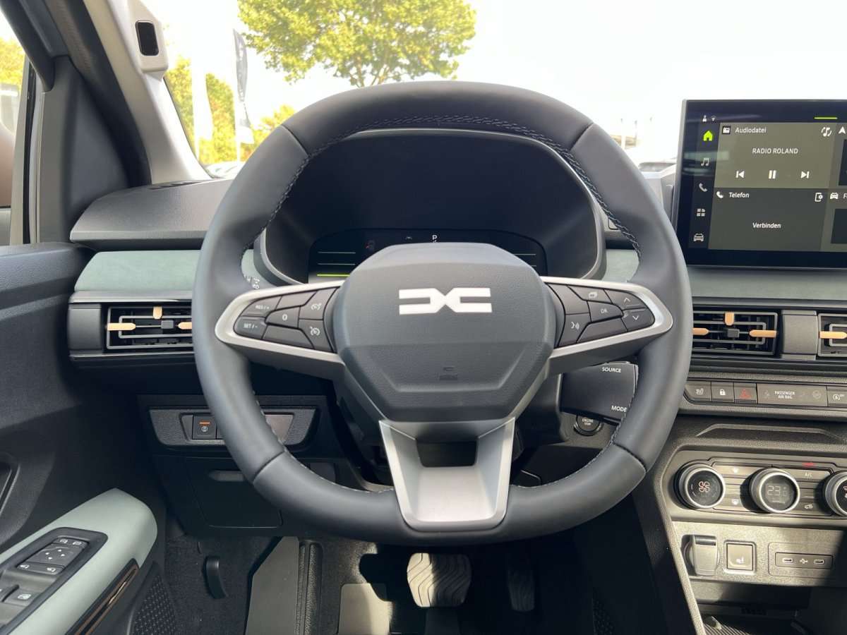 Fahrzeugbild eines Dacia Sandero