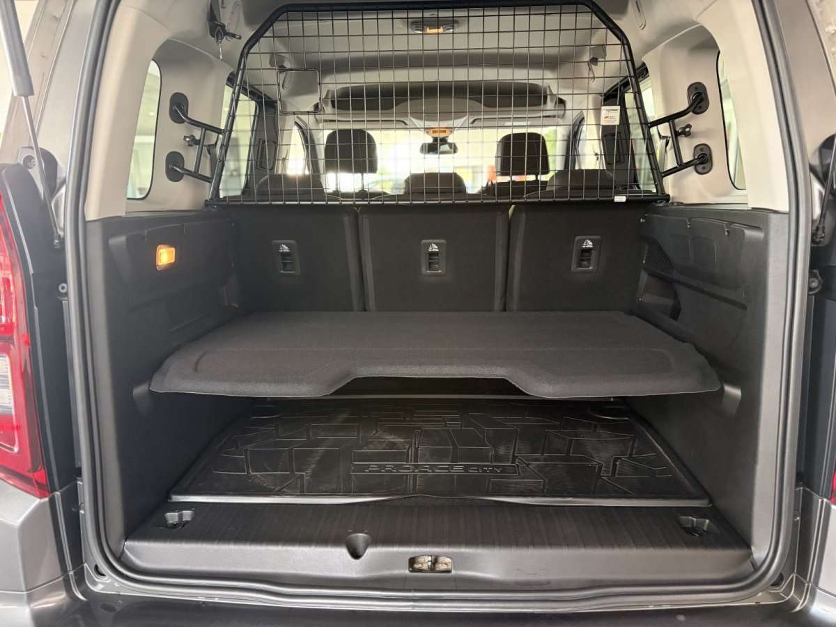 Fahrzeugbild eines Toyota Proace City