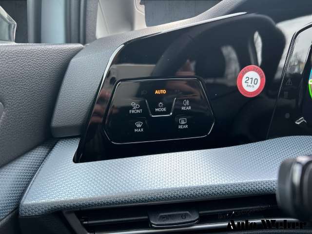 Fahrzeugbild eines Volkswagen Golf