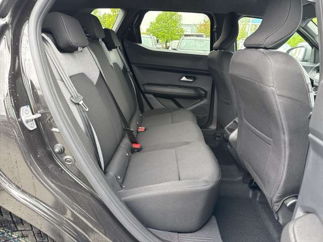 Fahrzeugbild eines Dacia Duster