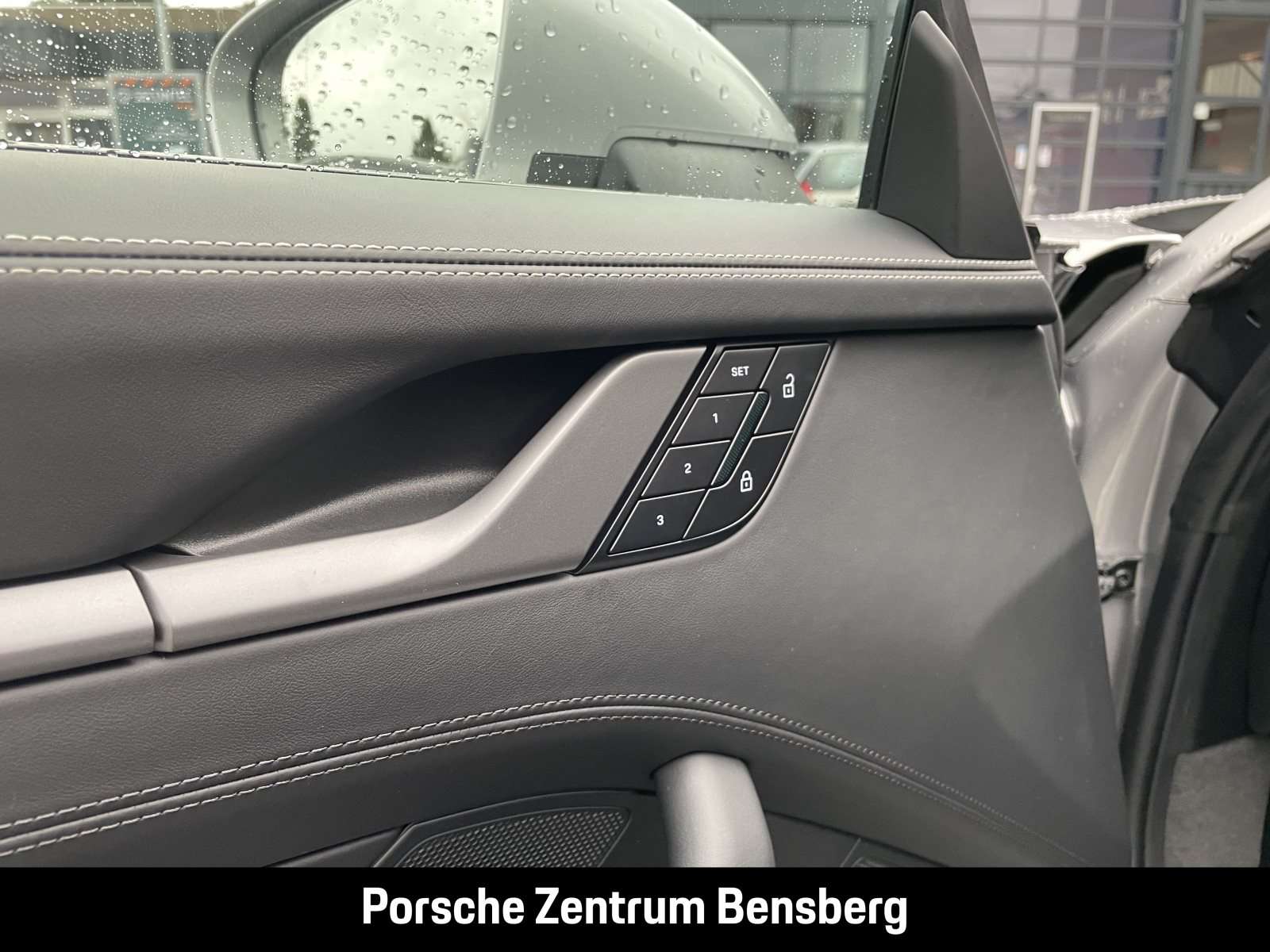 Fahrzeugbild eines Porsche 911