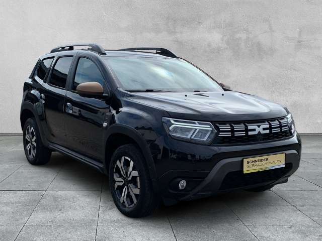 Fahrzeugbild eines Dacia Duster