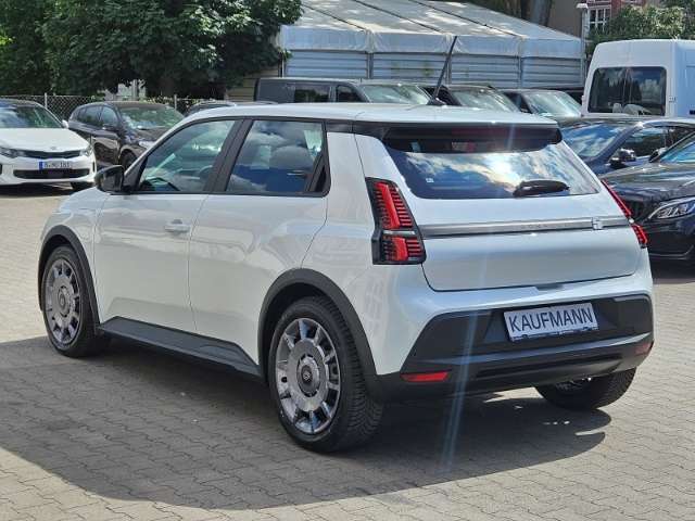 Fahrzeugbild eines Toyota RAV4