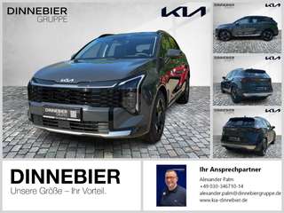 Schräge Frontansicht auf einen Kia Sportage , freigestellt