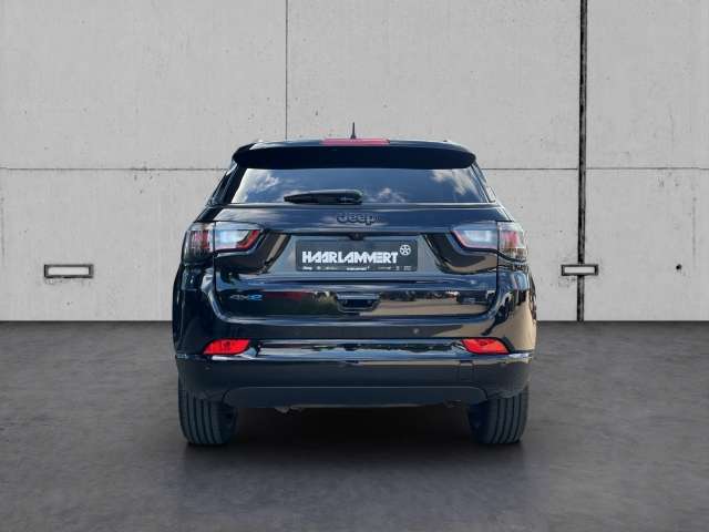 Fahrzeugbild eines Jeep Compass