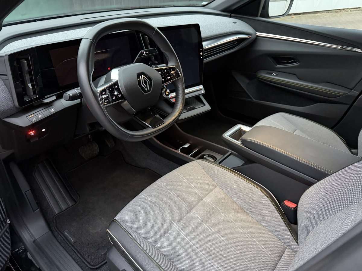 Fahrzeugbild eines Renault Megane E-TECH