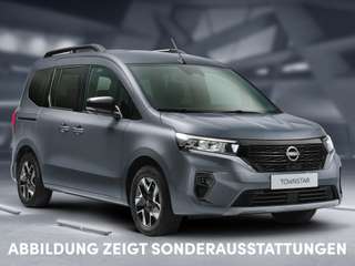 Schräge Frontansicht auf einen Nissan Townstar , freigestellt