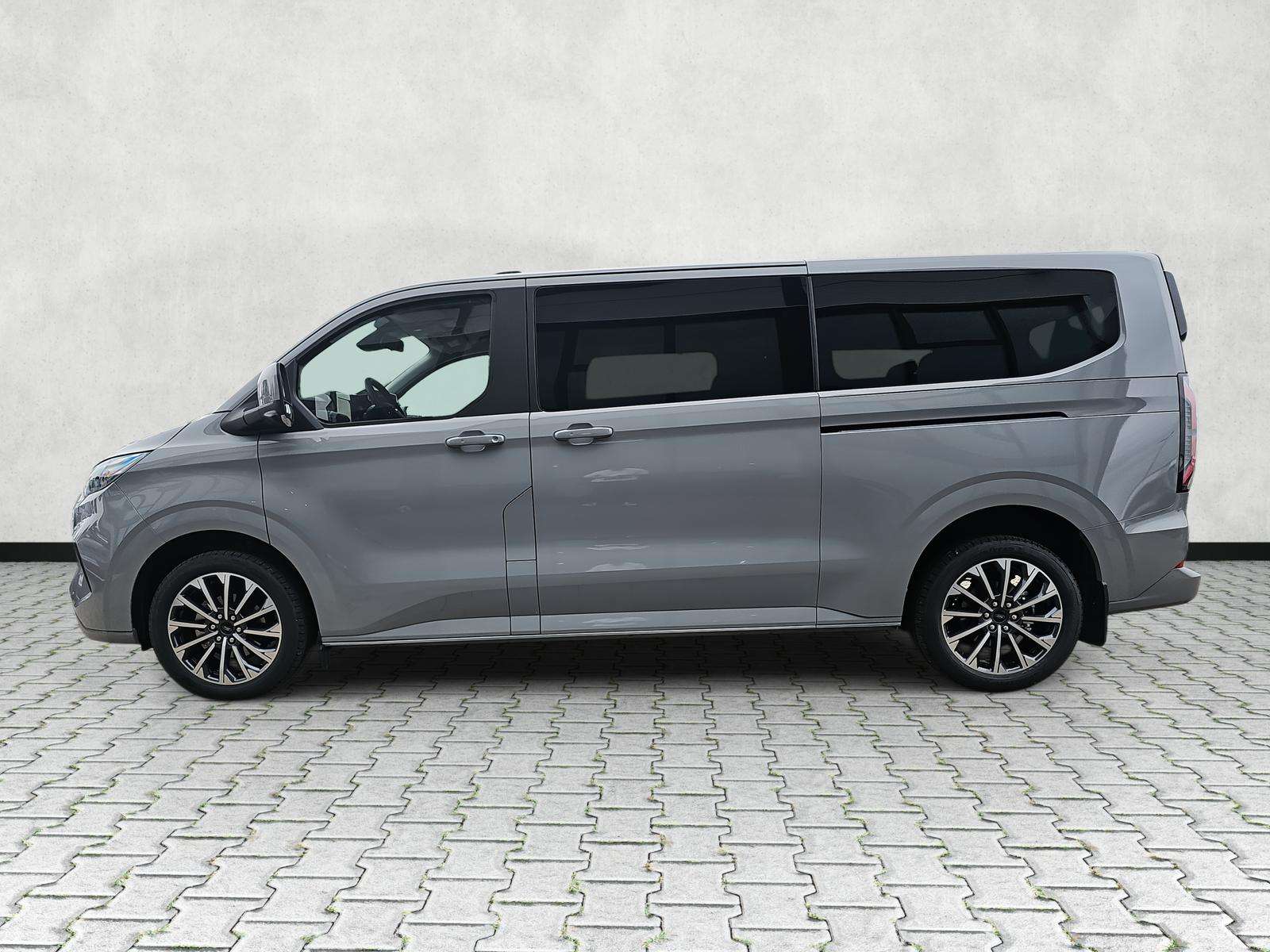 Fahrzeugbild eines Ford Tourneo Custom