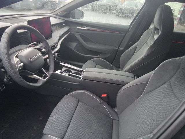 Fahrzeugbild eines Skoda Superb