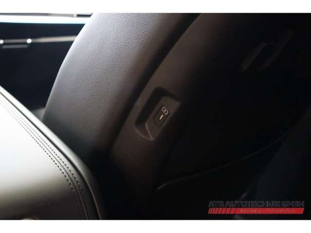 Fahrzeugbild eines Hyundai Santa Fe