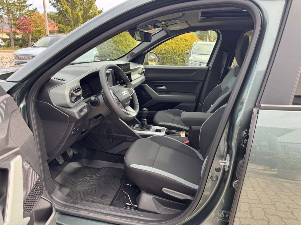 Fahrzeugbild eines Dacia Bigster