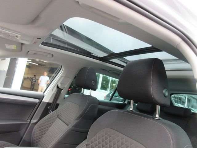 Fahrzeugbild eines Skoda Superb