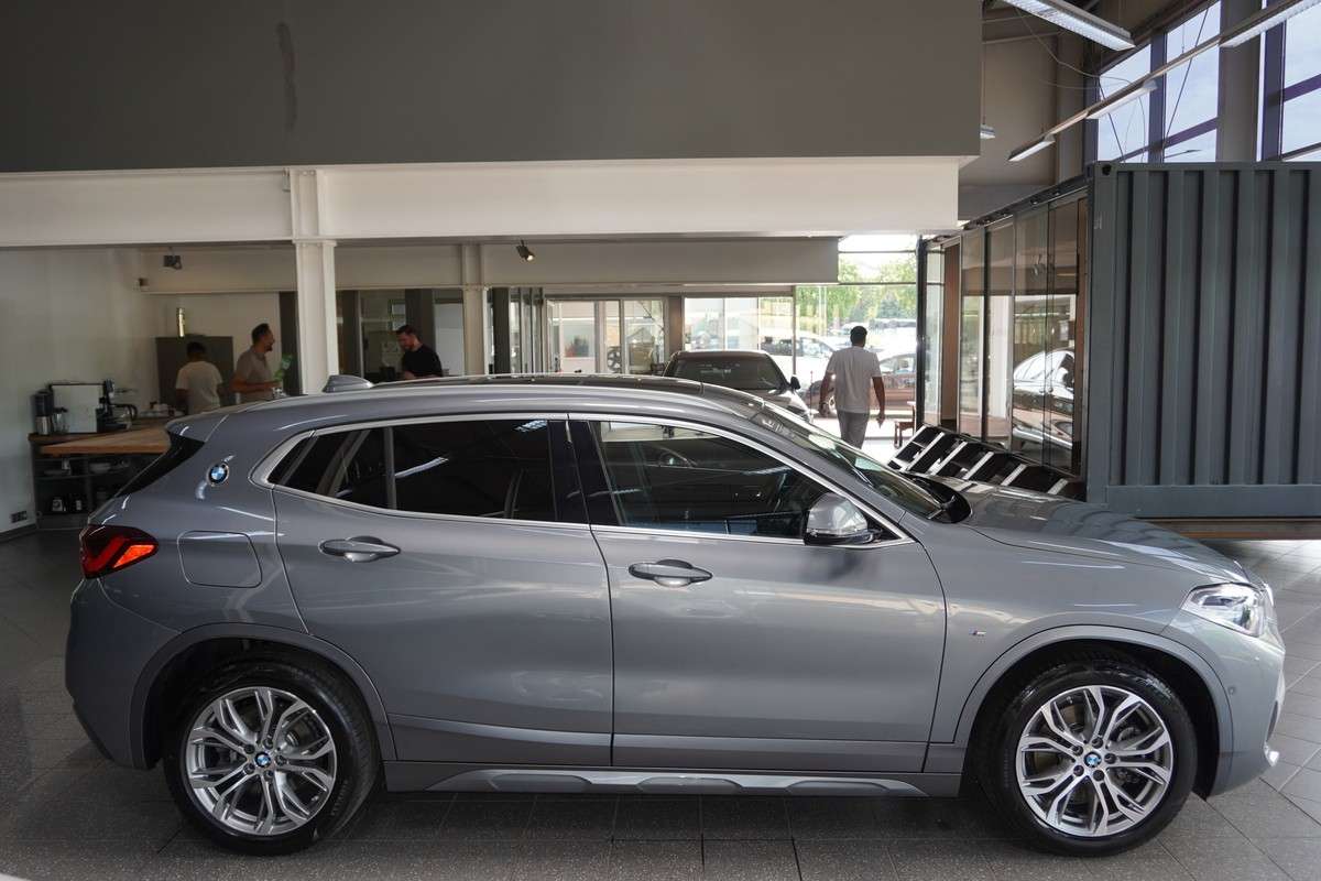Fahrzeugbild eines BMW X2