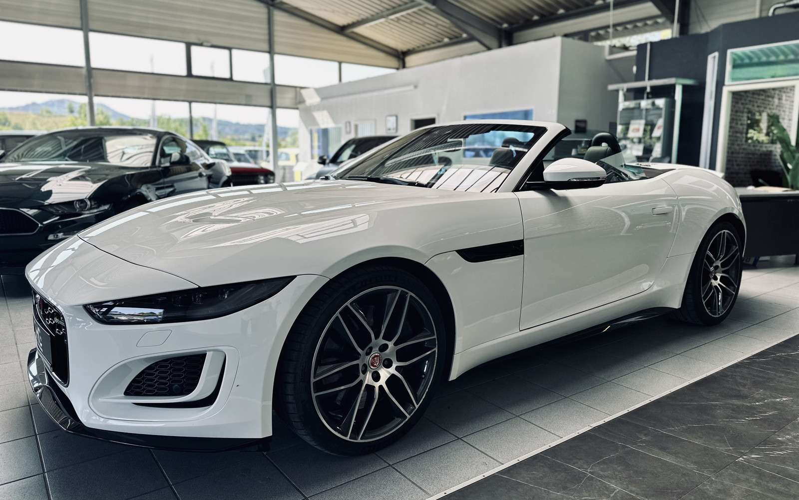 Fahrzeugbild eines Jaguar F-Type