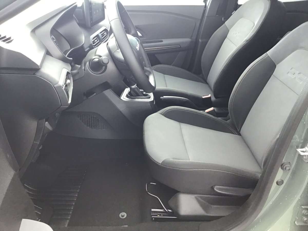 Fahrzeugbild eines Dacia Sandero