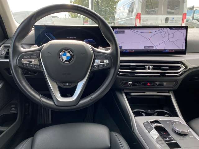 Fahrzeugbild eines BMW 3er-Reihe