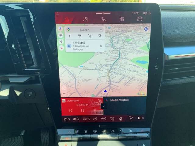 Fahrzeugbild eines Renault Scenic E-TECH