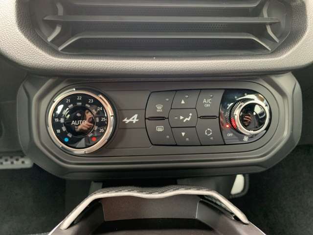 Fahrzeugbild eines Alpine A110