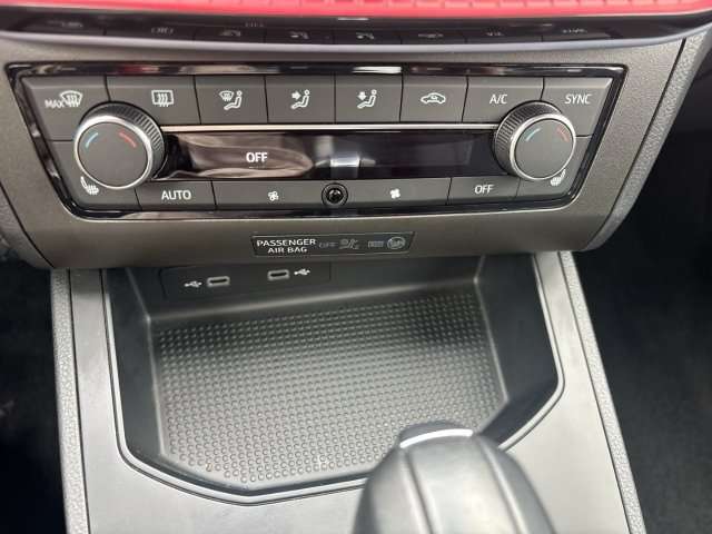 Fahrzeugbild eines SEAT Ibiza