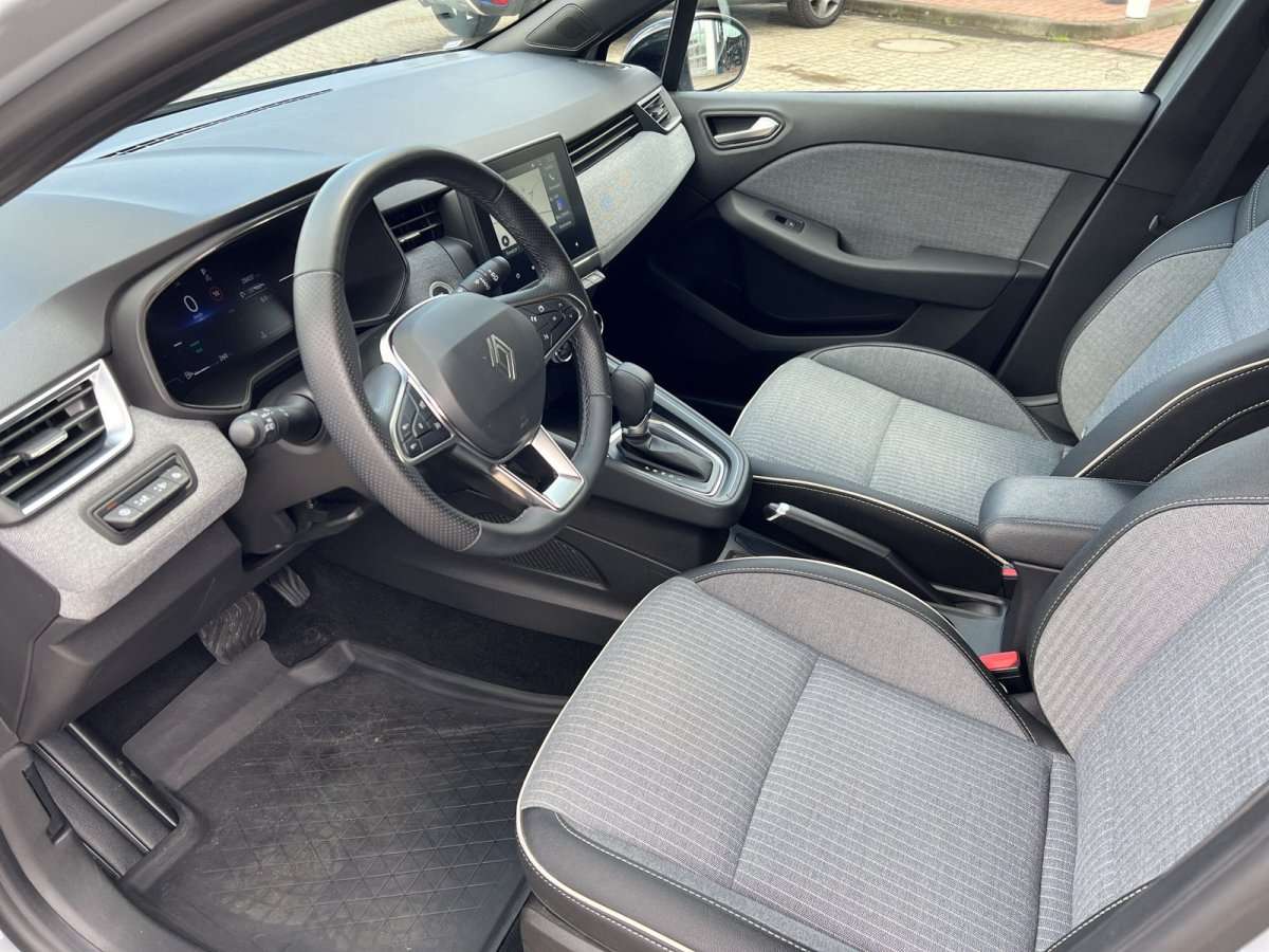 Fahrzeugbild eines Renault Clio
