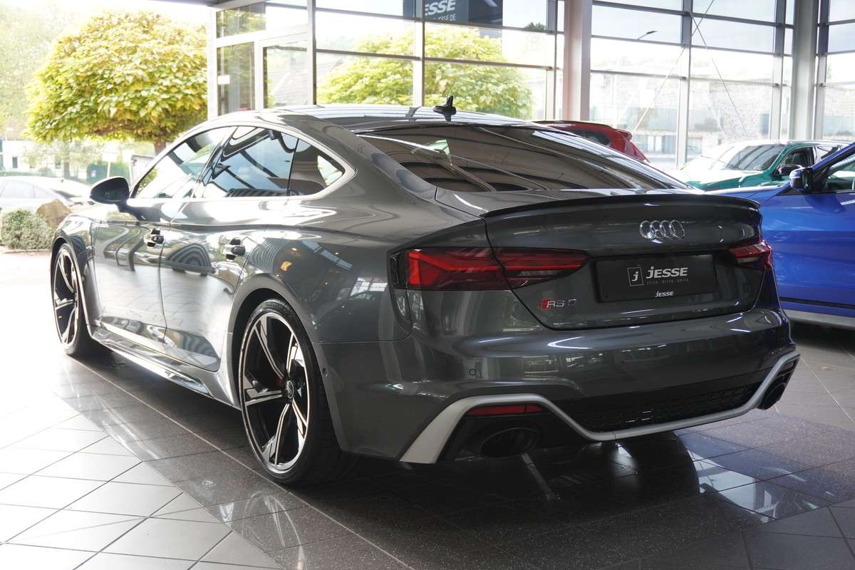 Fahrzeugbild eines Audi RS5