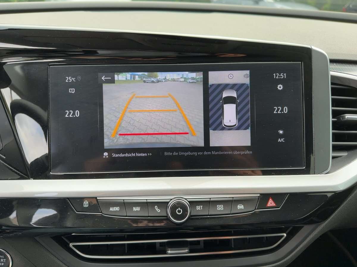 Fahrzeugbild eines Opel Grandland X