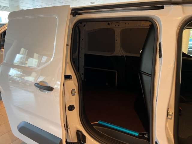 Fahrzeugbild eines Opel Combo Electric