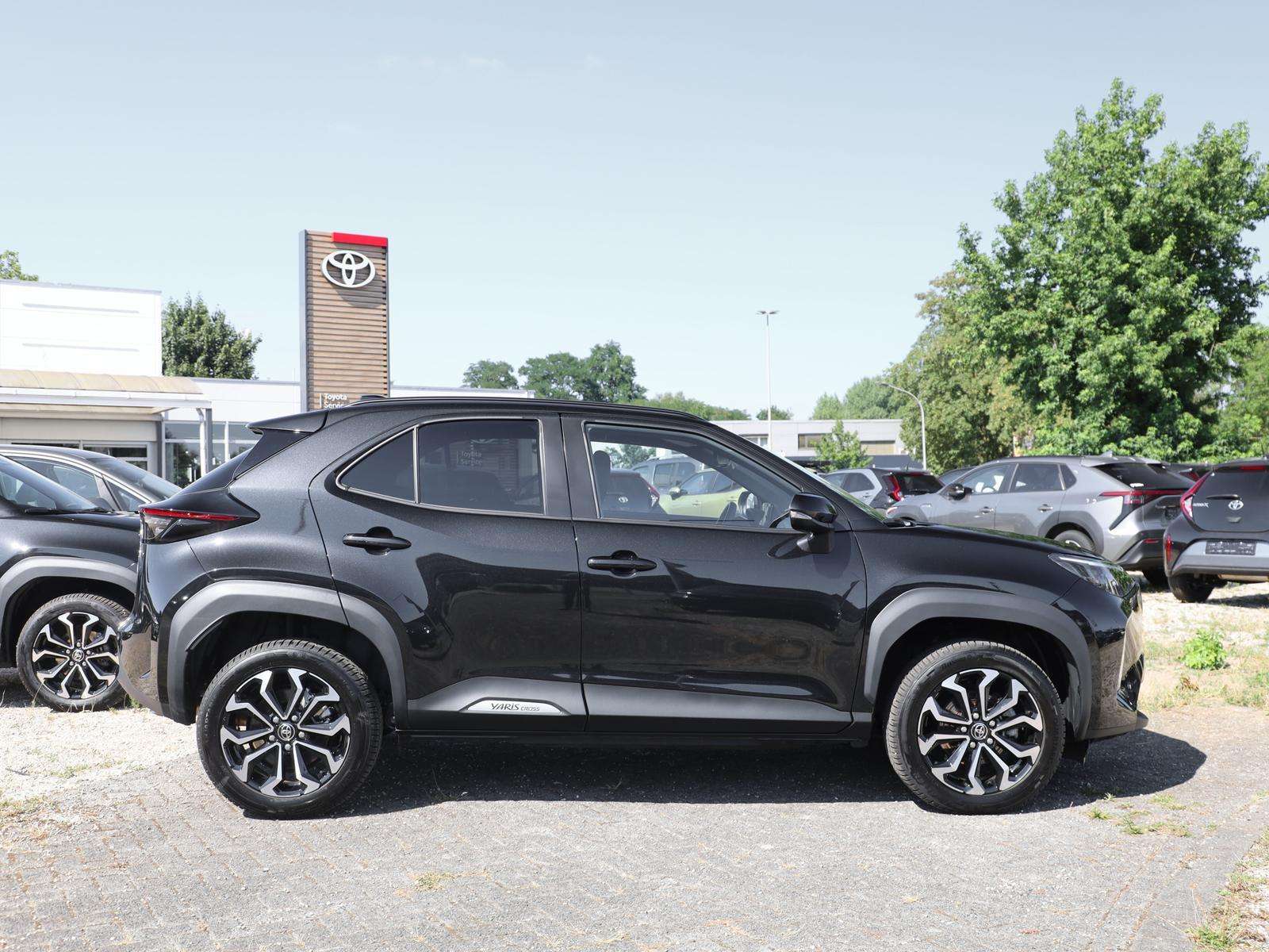 Fahrzeugbild eines Toyota Yaris Cross