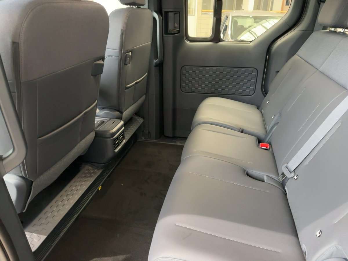 Fahrzeugbild eines Kia PV5 Passenger