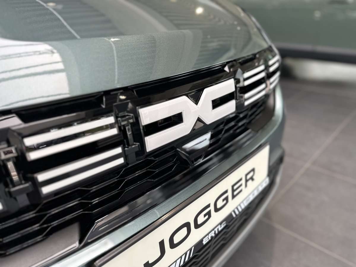 Fahrzeugbild eines Dacia Jogger